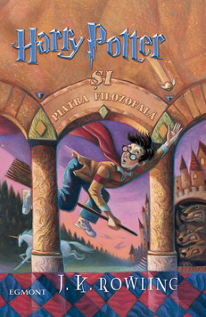 Читать Harry Potter şi piatra filozofală