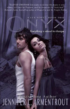 Читать Onyx (A Lux Novel)