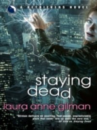 Читать Staying Dead (A Retrievers Novel, Book 1)